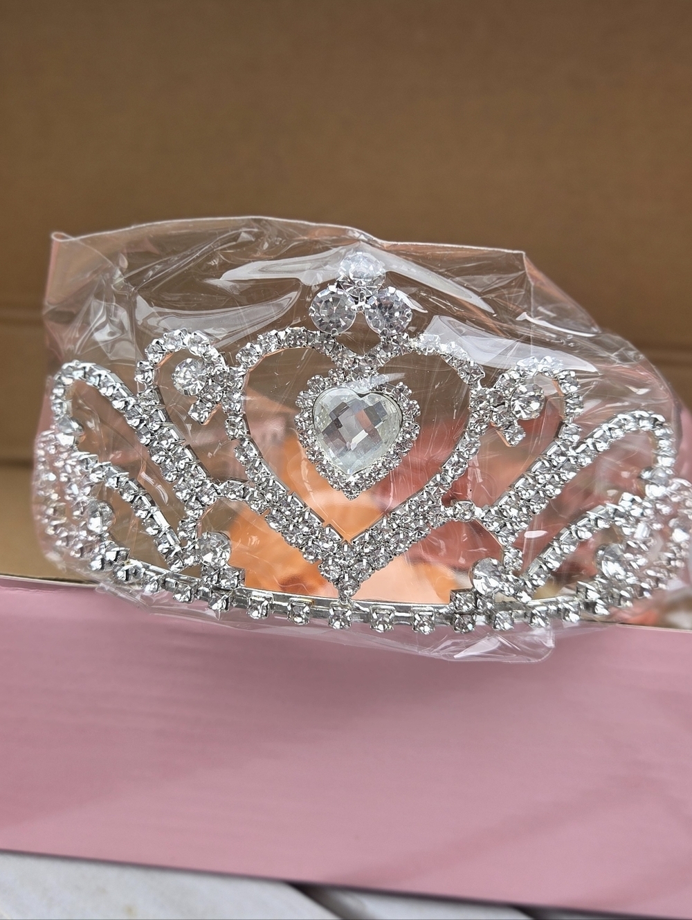 Smirly Pink and Rose Gold Bachelorette Party Decoration Kit - Picture 4 of 7
